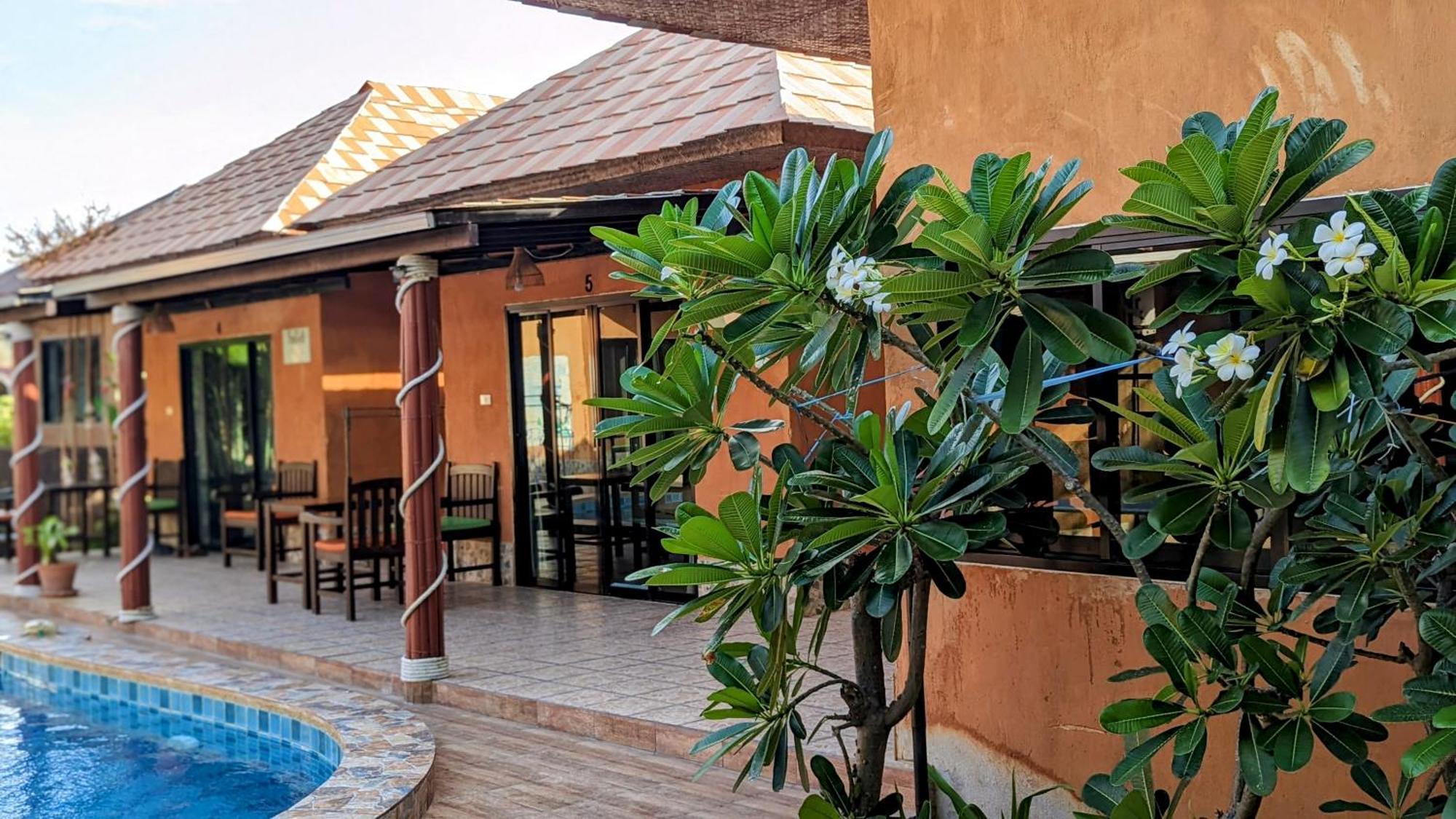 Panisara Pool Villa Resort Huahin Exterior foto